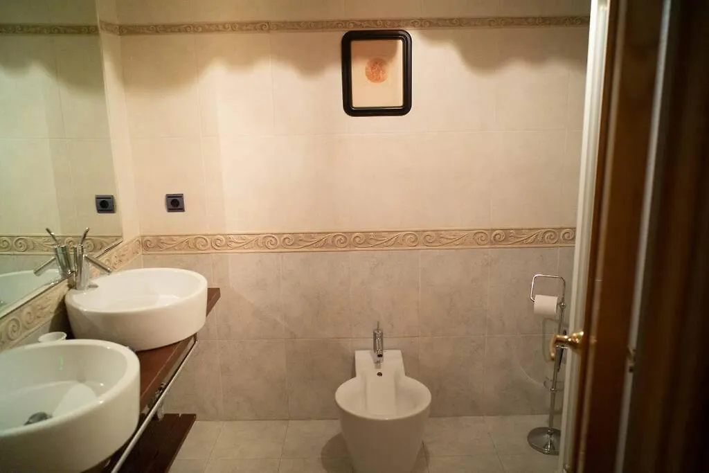 Beachside Villa In Puerto Marina, Benalmádena Spanien