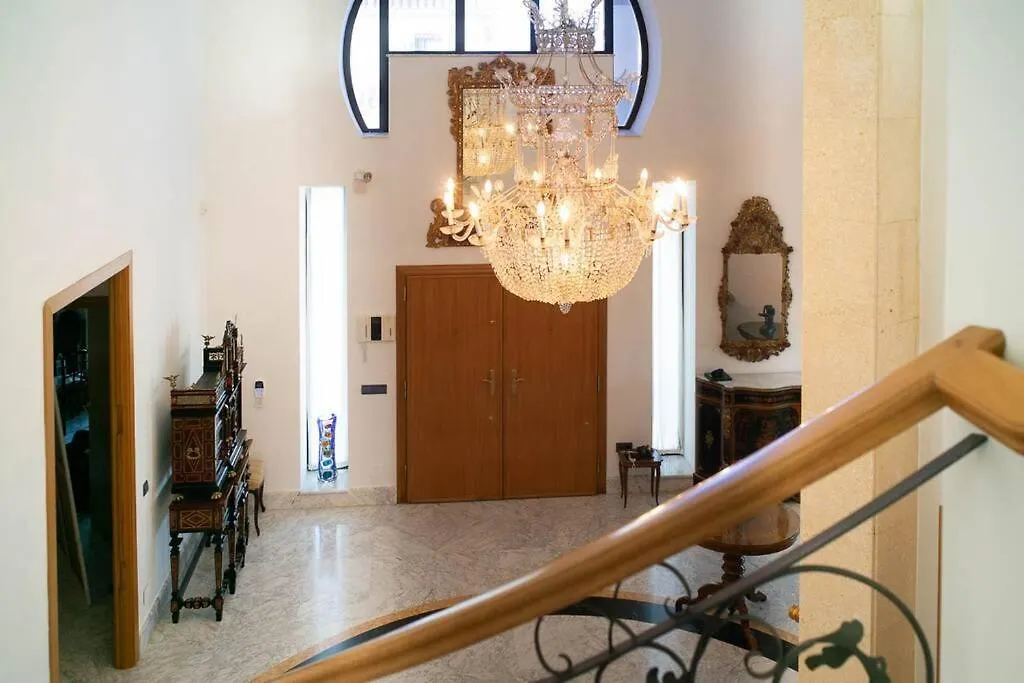 Beachside Villa In Puerto Marina, Benalmádena 0*,